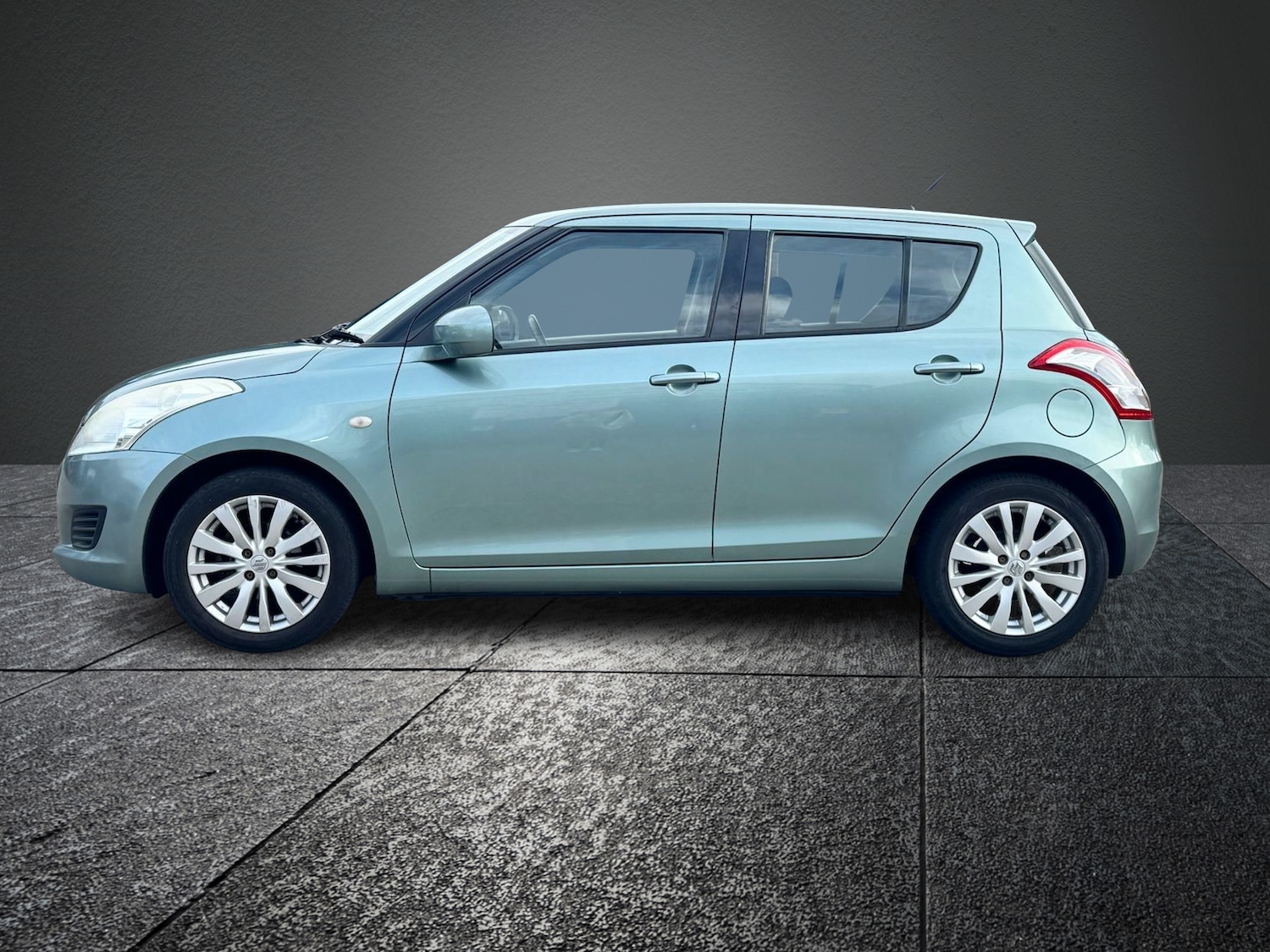 Used Suzuki Swift 2012 for sale - 77324209: Photo 7