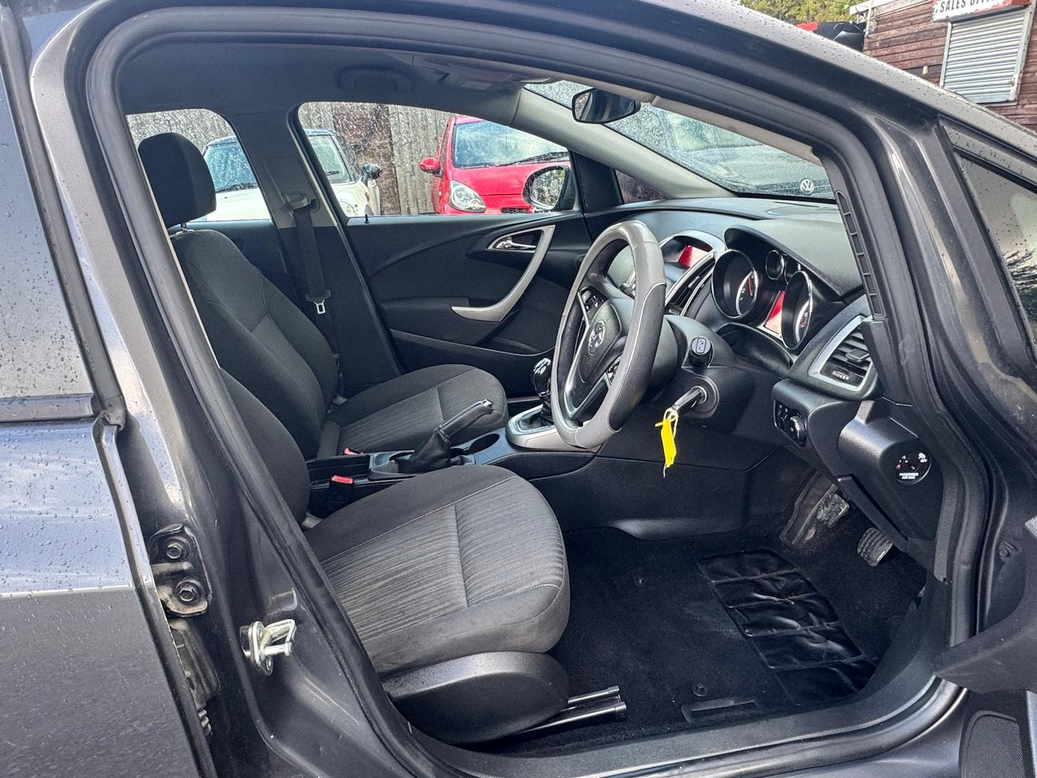 Used Vauxhall Astra 2011 for sale - 75661715: Photo 12