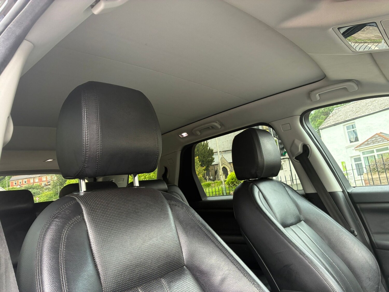 Used Land Rover Discovery Sport 2015 for sale - 76710274: Photo 17