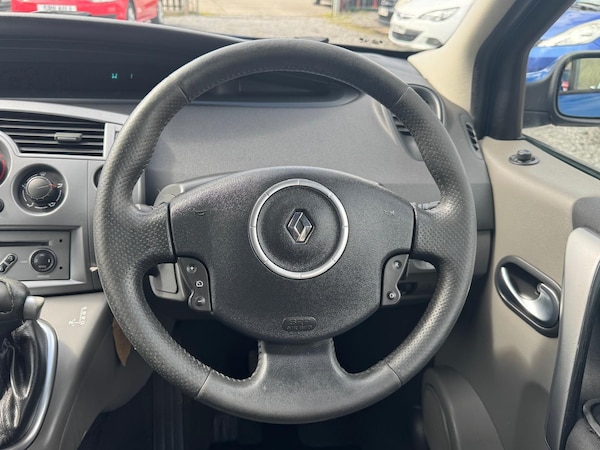 Used Renault Megane 2007 for sale - 75555796: Photo 12