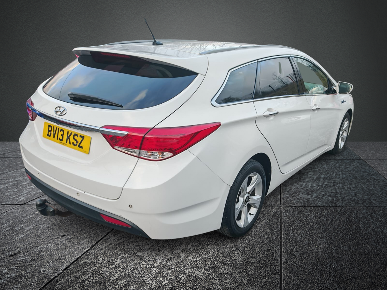 Used Hyundai i40 2013 for sale - 76807996: Photo 3