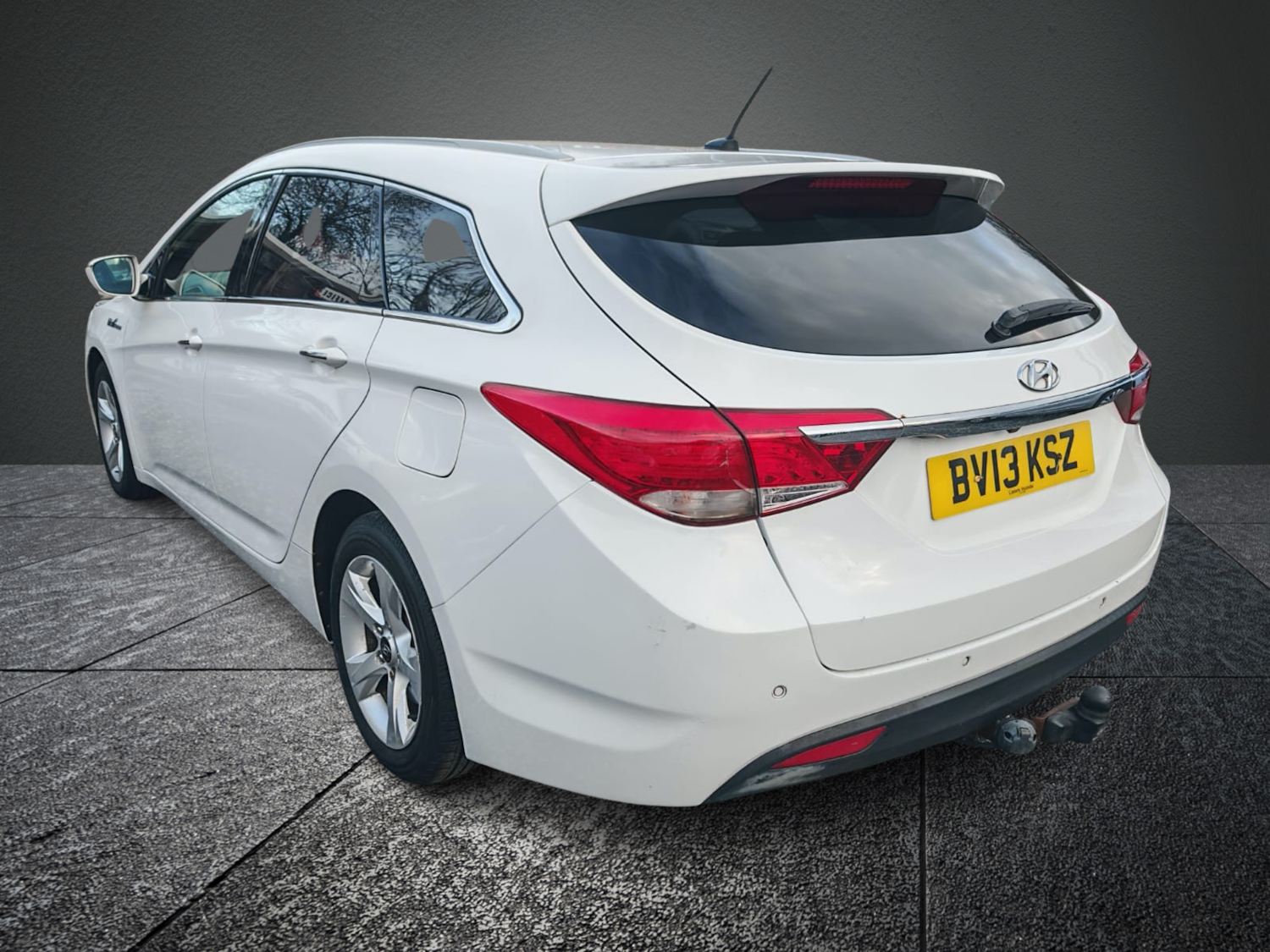 Used Hyundai i40 2013 for sale - 76807996: Photo 4