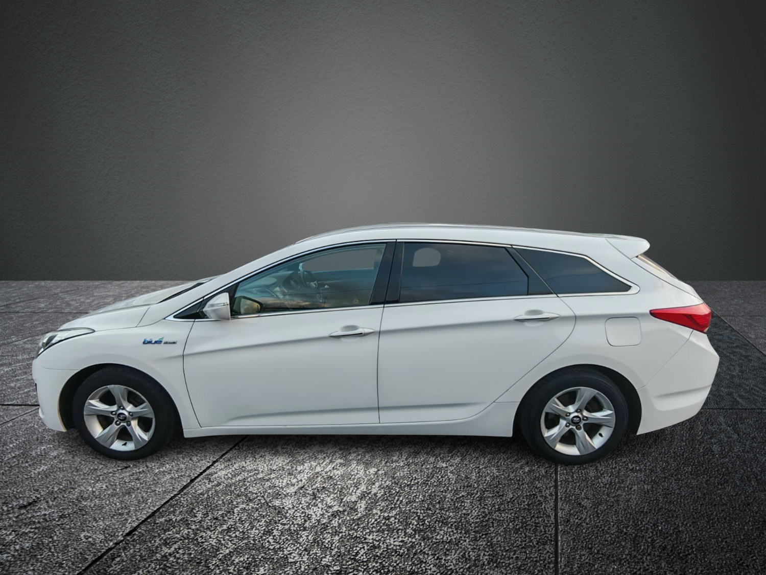 Used Hyundai i40 2013 for sale - 76807996: Photo 7