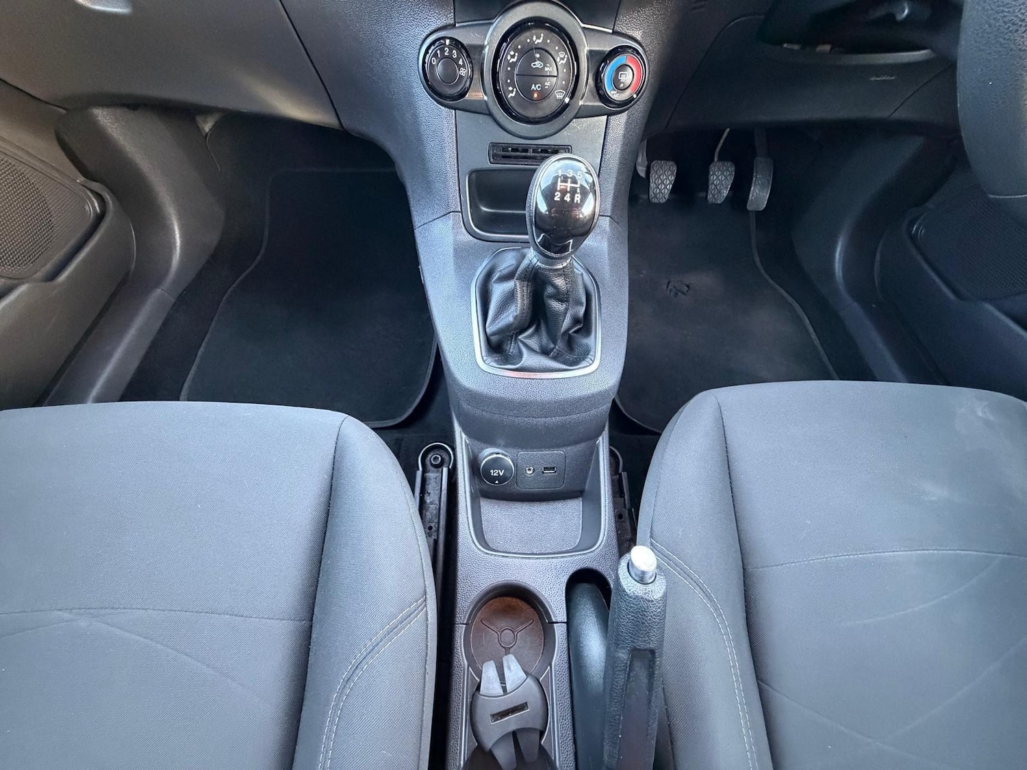 Used Ford Fiesta 2015 for sale - 77403700: Photo 20