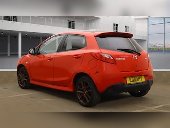 Used Mazda Mazda2 2011 for sale - 76037282: Photo