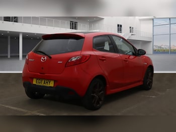 Used Mazda Mazda2 2011 for sale - 76037282: Photo