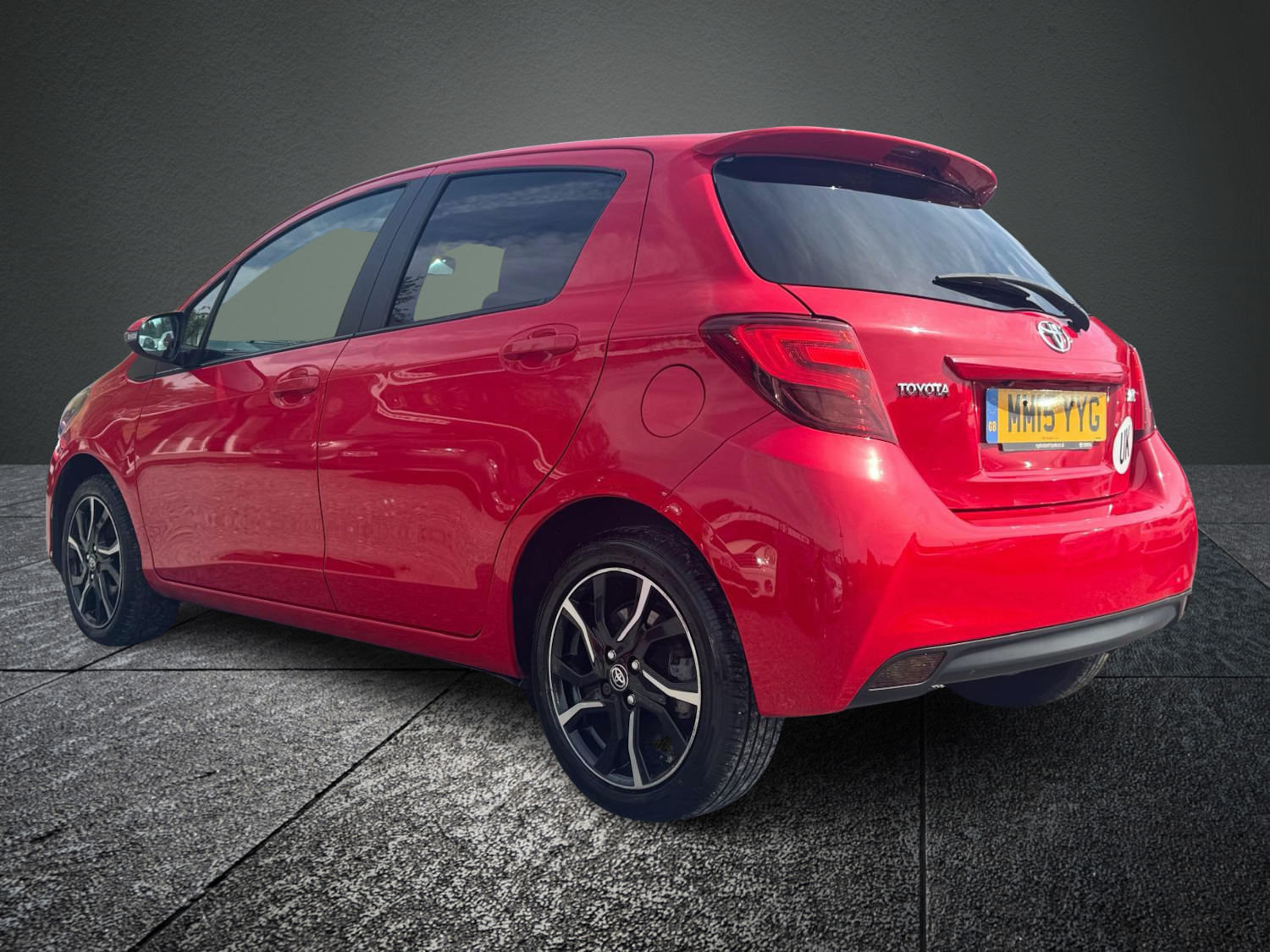 Used Toyota Yaris 2015 for sale - 75611705: Photo 6