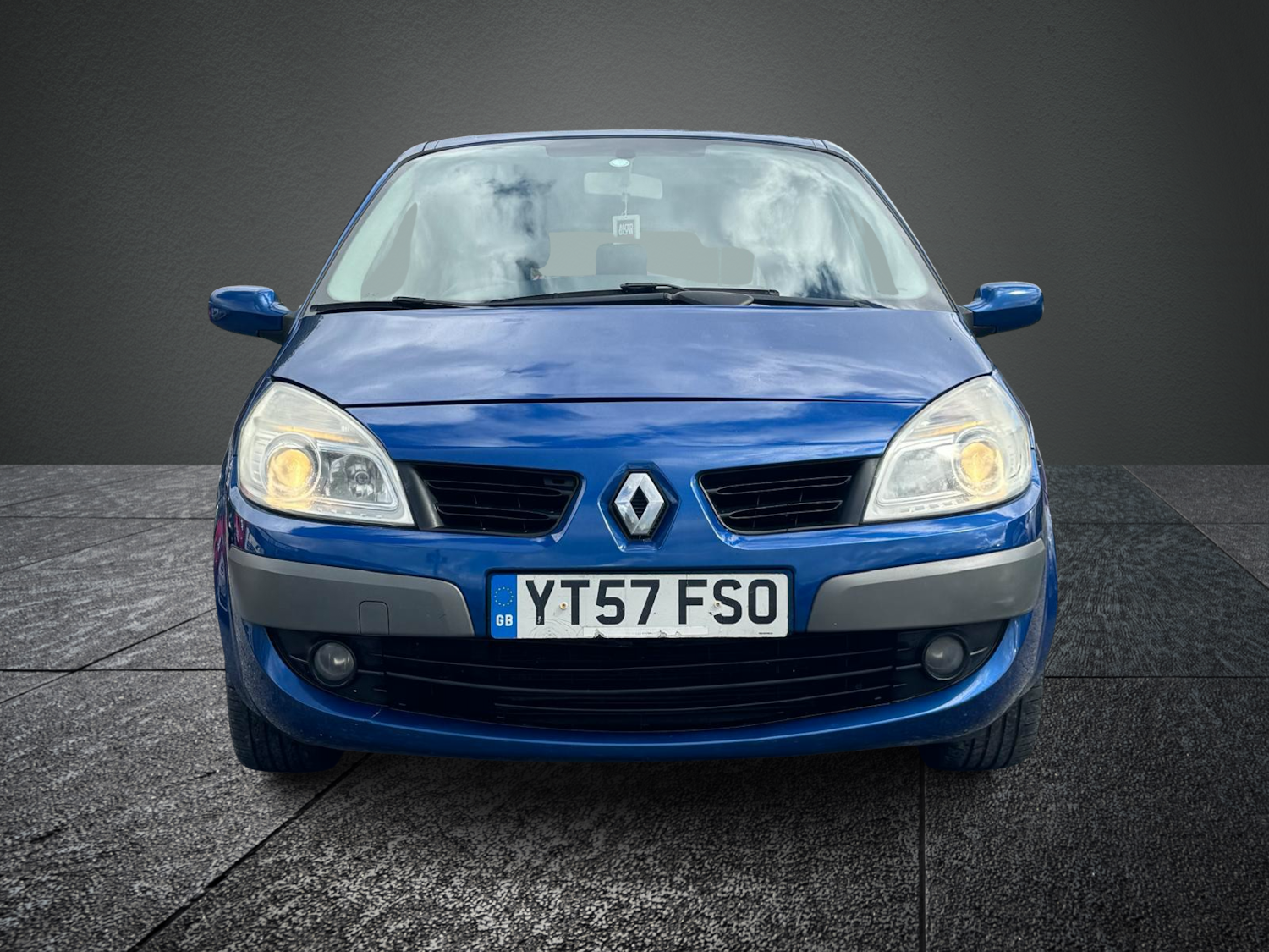 Used Renault Megane 2007 for sale - 77663365: Photo 2