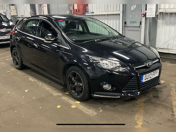 2012 (12) - 1.6 125 Zetec 5dr Powershift