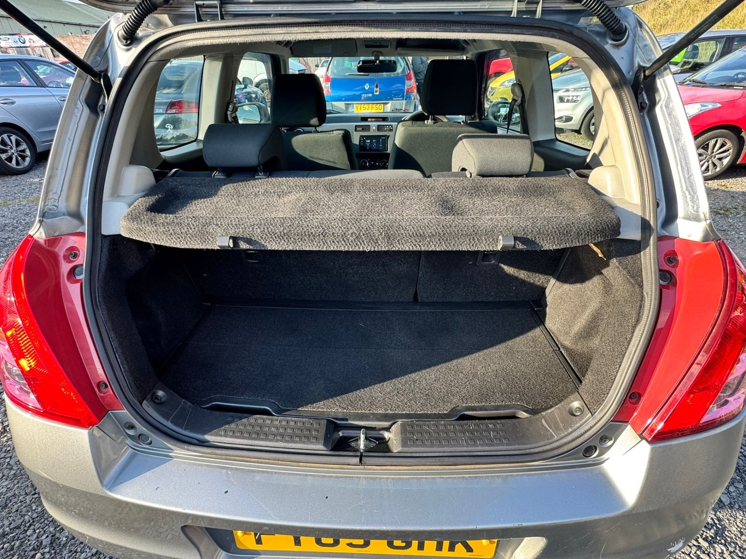 Used Suzuki Swift 2009 for sale - 77323887: Photo 8