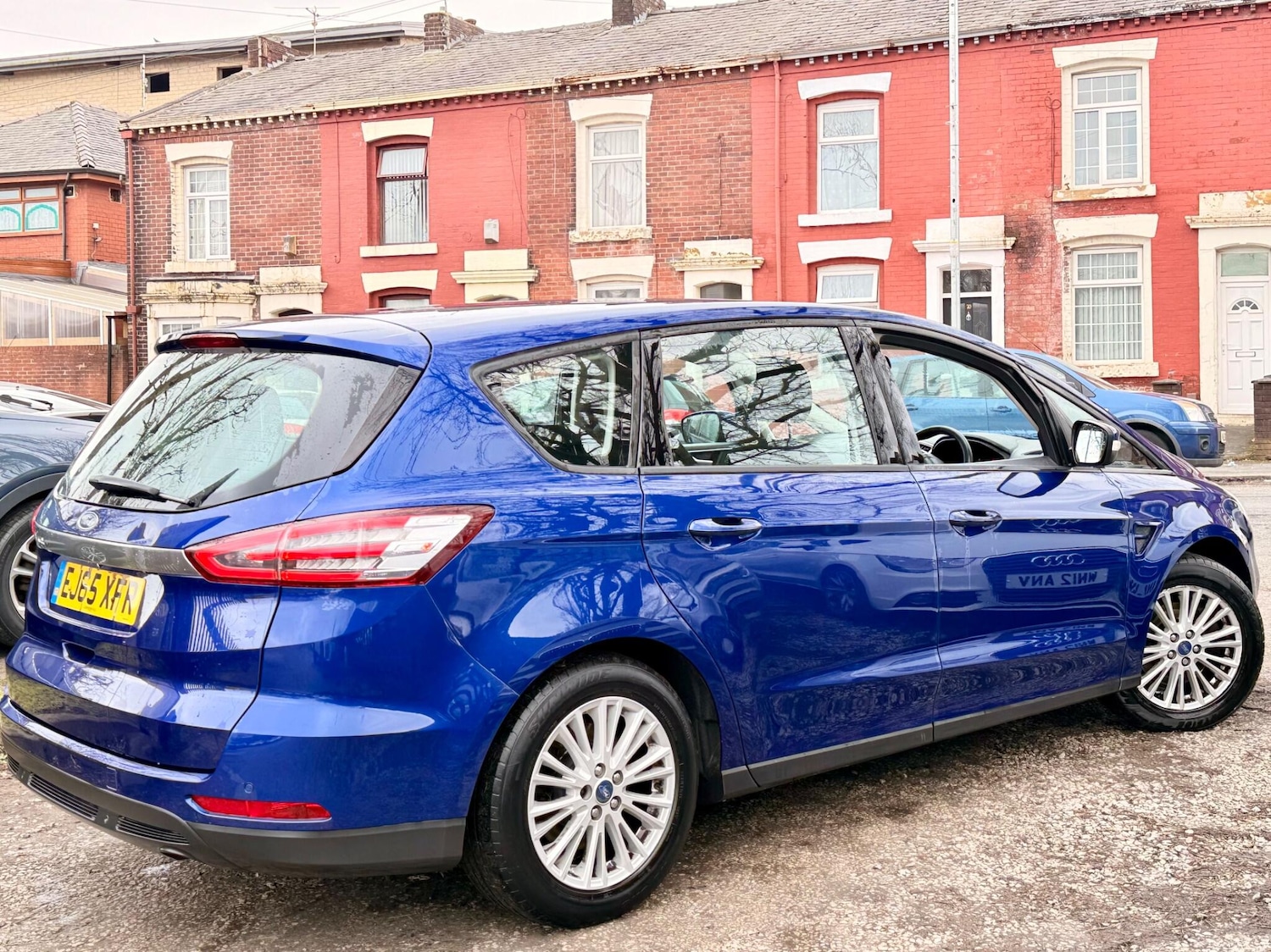 Used Ford S-Max 2015 for sale - 77683015: Photo 11