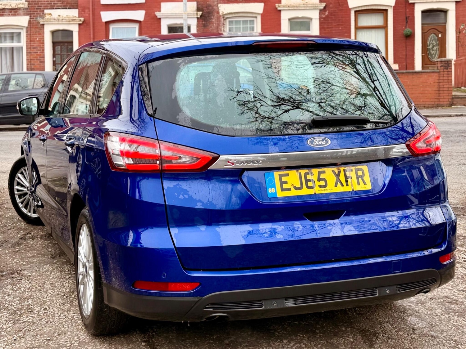 Used Ford S-Max 2015 for sale - 77683015: Photo 4