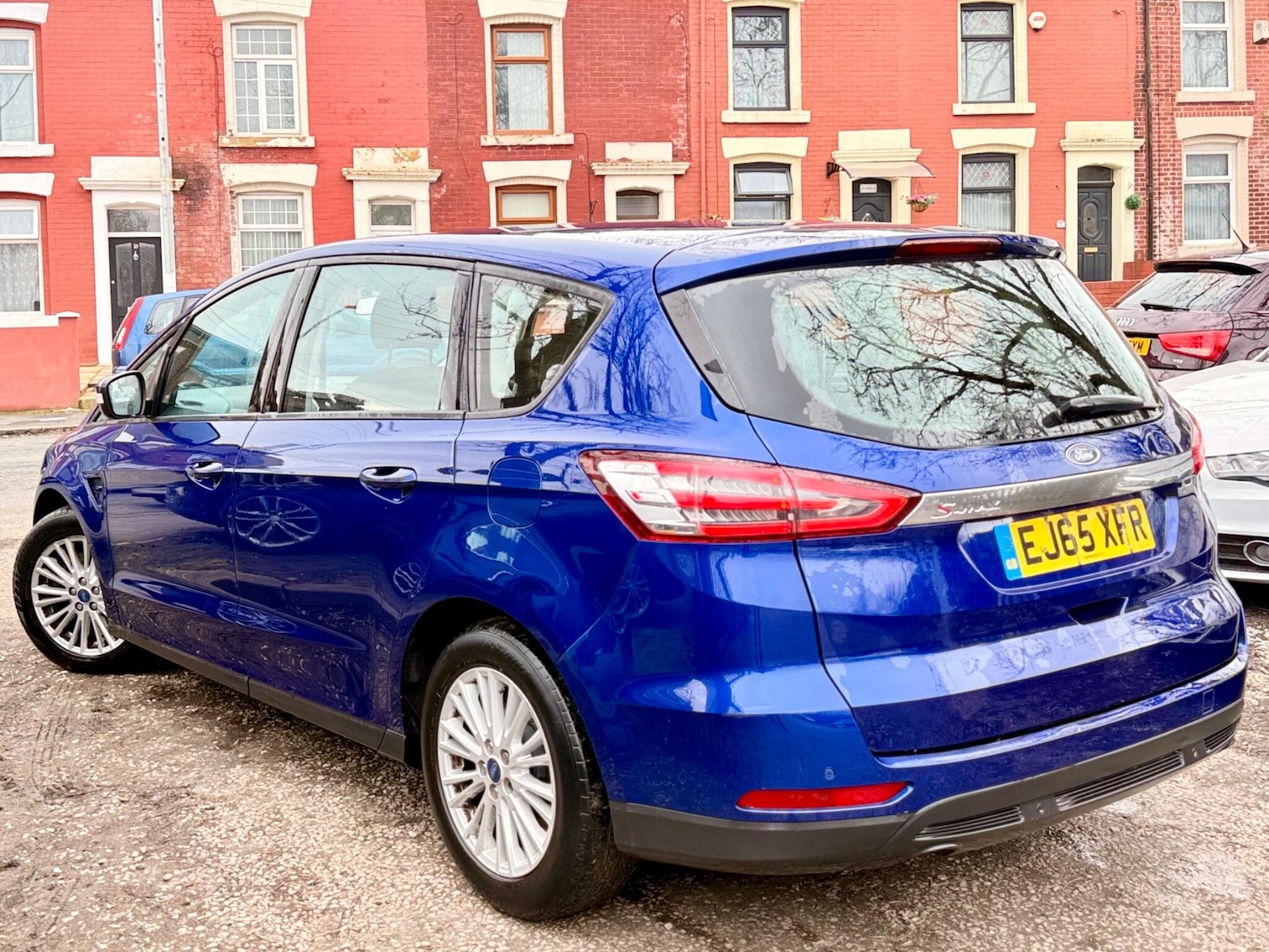 Used Ford S-Max 2015 for sale - 77683015: Photo 6