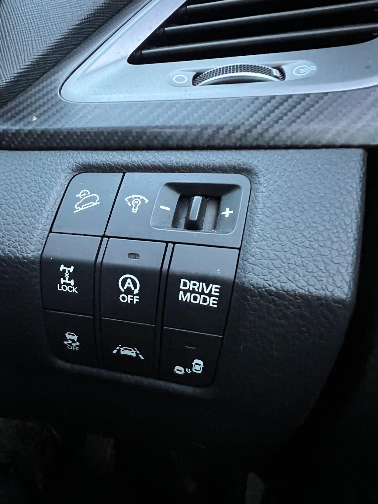 Used Hyundai Santa Fe 2016 for sale - 76584904: Photo 35