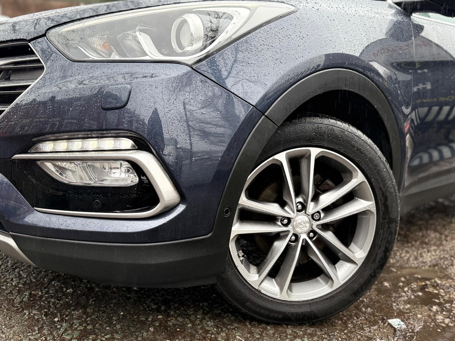 Used Hyundai Santa Fe 2016 for sale - 76584904: Photo 40