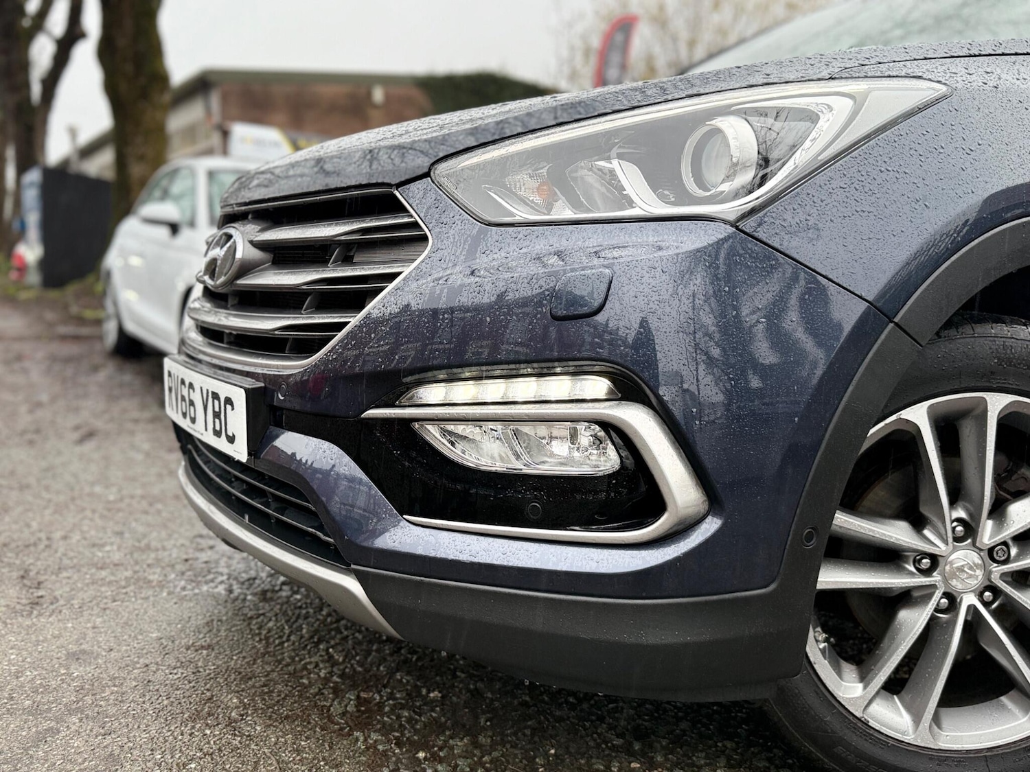 Used Hyundai Santa Fe 2016 for sale - 76584904: Photo 41