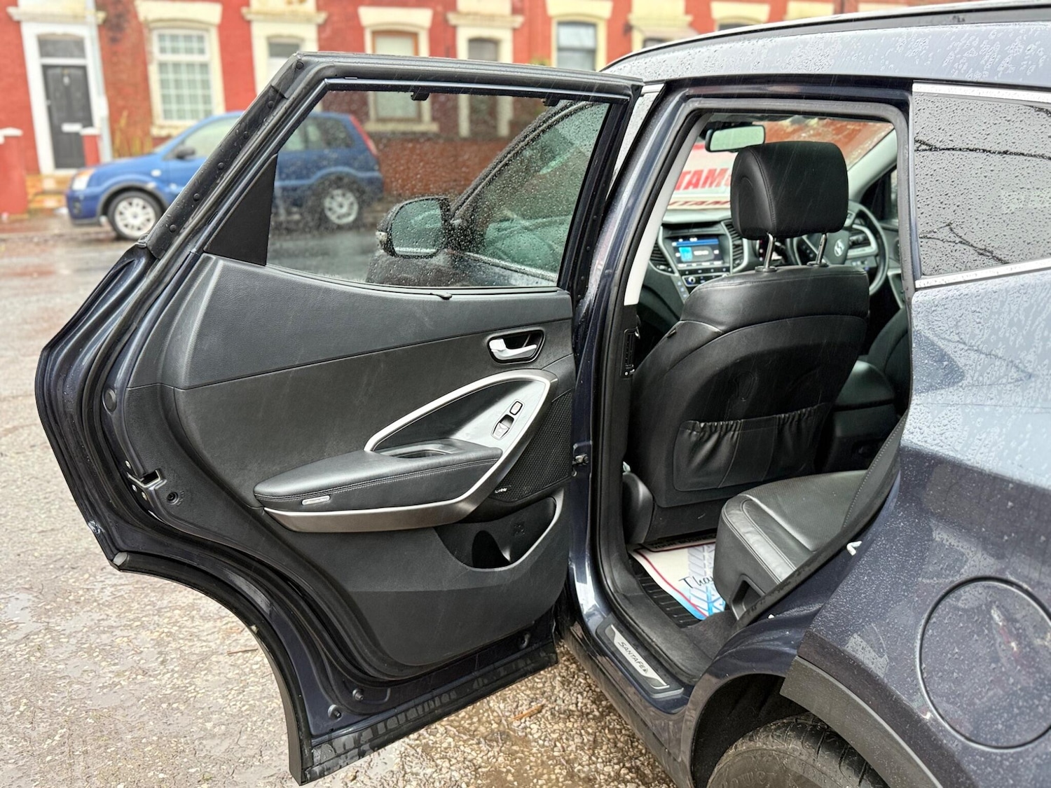 Used Hyundai Santa Fe 2016 for sale - 76584904: Photo 59