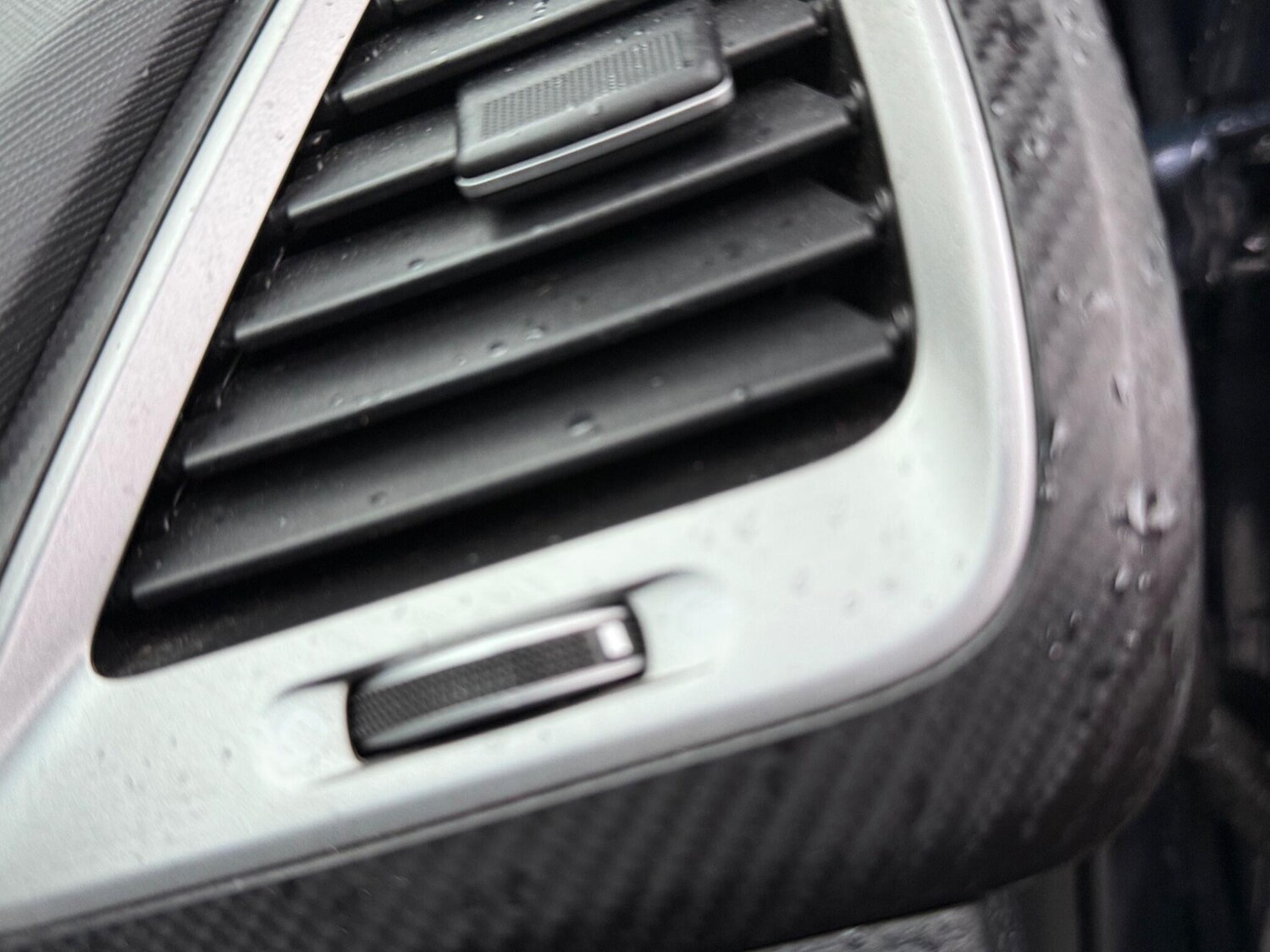 Used Hyundai Santa Fe 2016 for sale - 76584904: Photo 83