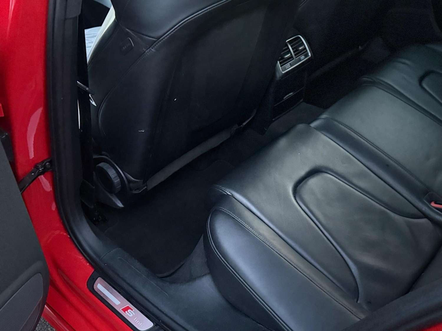 Used Audi A4 2015 for sale - 76522125: Photo 41