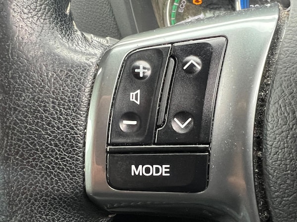 Used Toyota Yaris 2015 for sale - 76270430: Photo 17