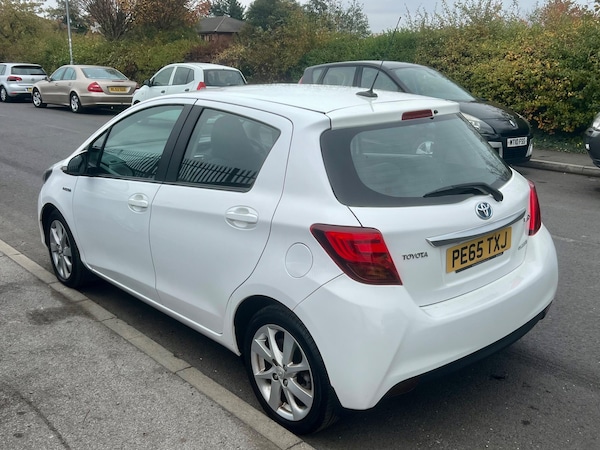 Used Toyota Yaris 2015 for sale - 76270430: Photo 6