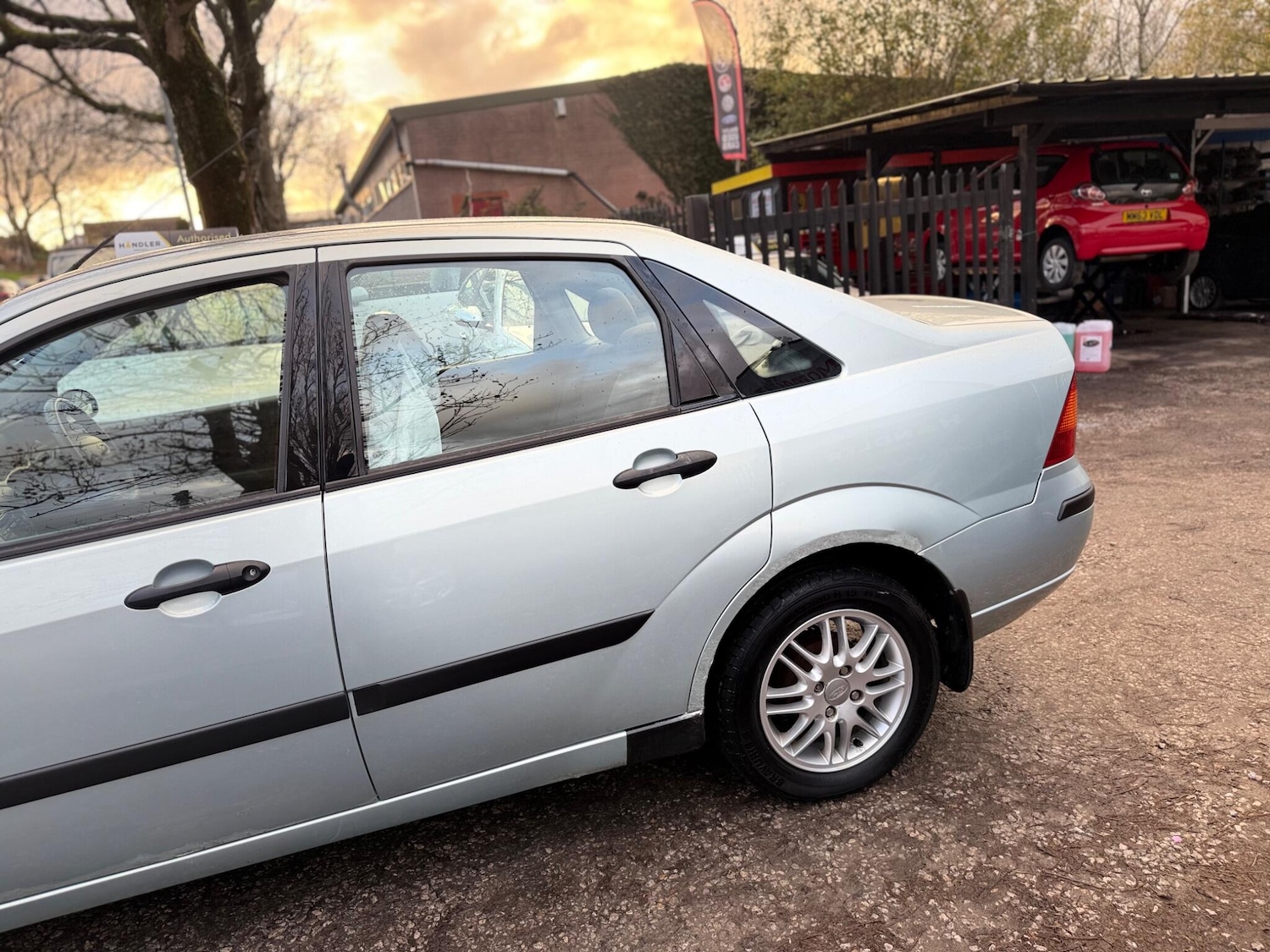 Used Ford Focus 2004 for sale - 76585415: Photo 23