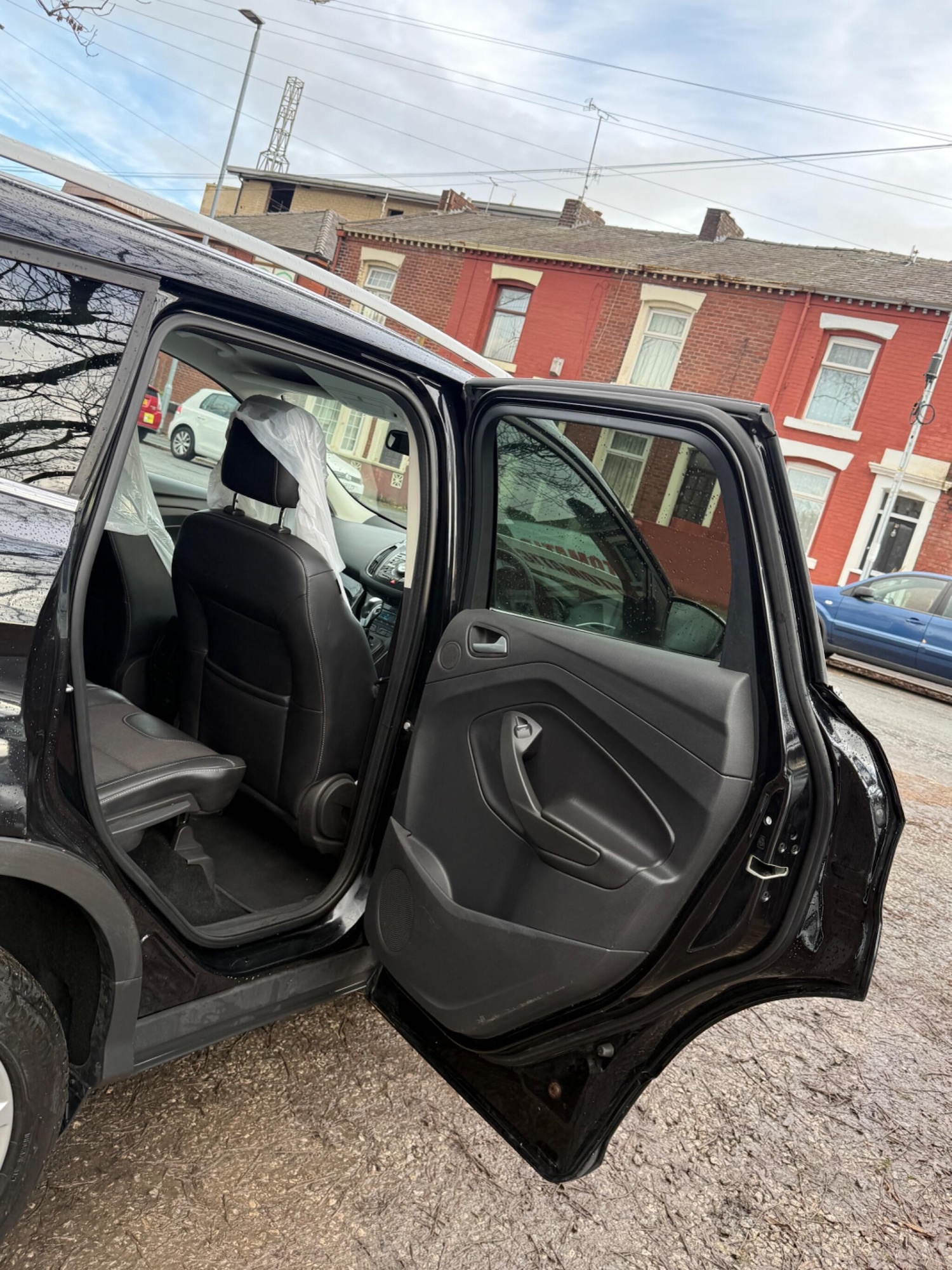 Used Ford Kuga 2015 for sale - 76562565: Photo 30