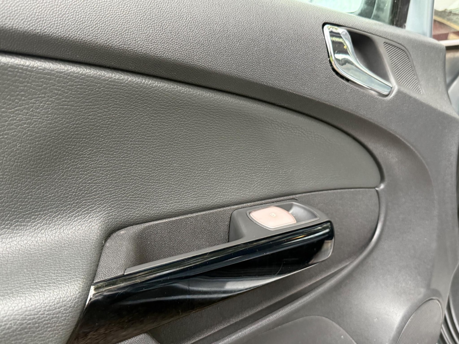 Used Vauxhall Corsa 2013 for sale - 76024783: Photo 44