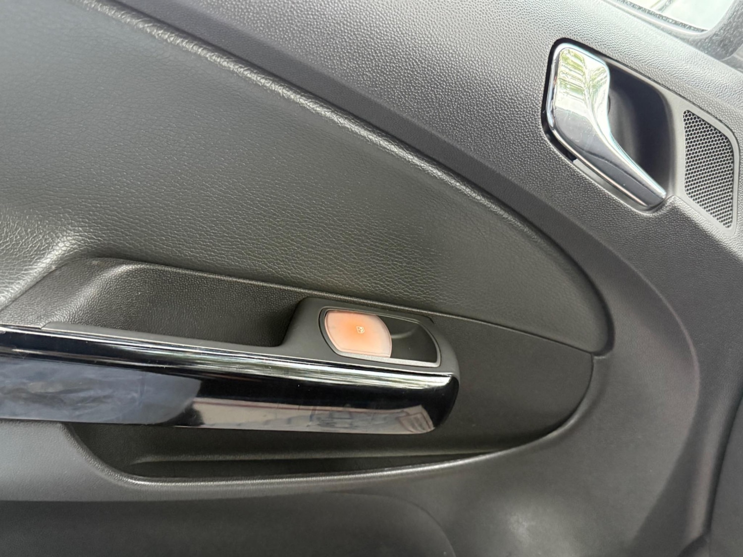 Used Vauxhall Corsa 2013 for sale - 76024783: Photo 54