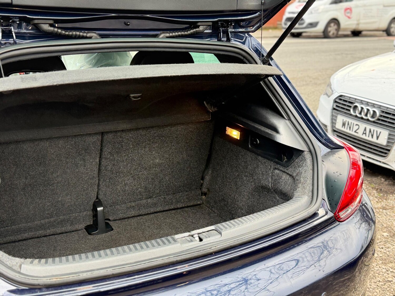 Used Volkswagen Scirocco for sale - 77909668: Photo 20