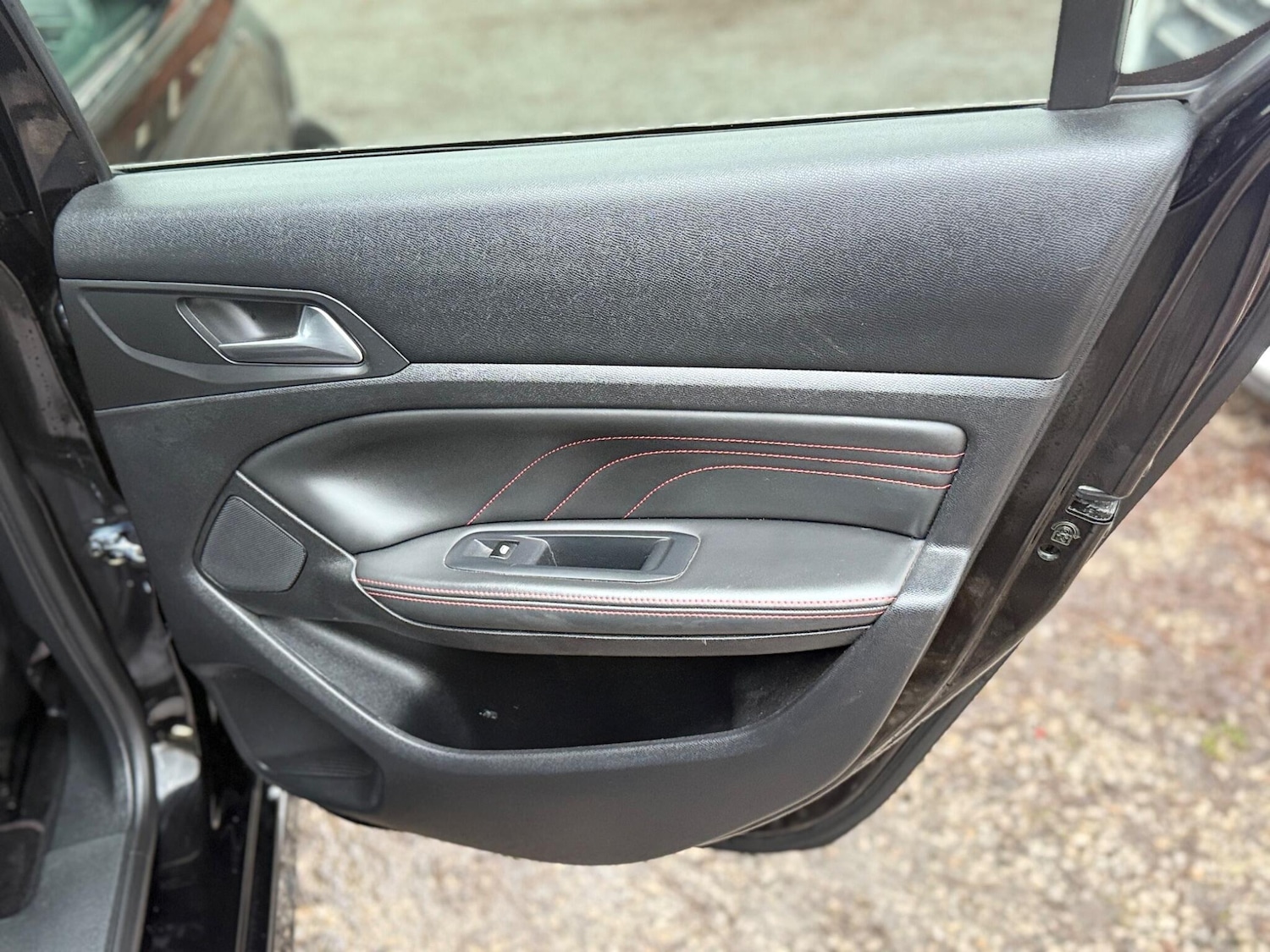 Used Peugeot 308 2016 for sale - 76562225: Photo 42