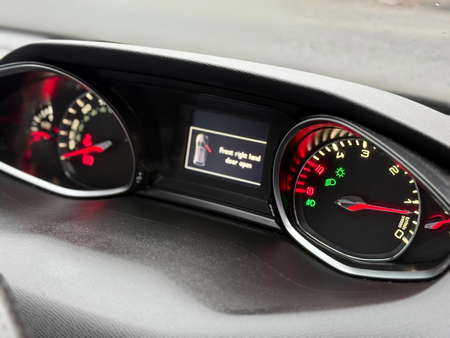 Used Peugeot 308 2016 for sale - 76562225: Photo 66