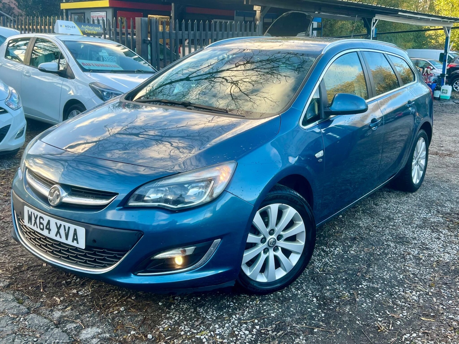 Used Vauxhall Astra for sale - 76728716: Photo 4