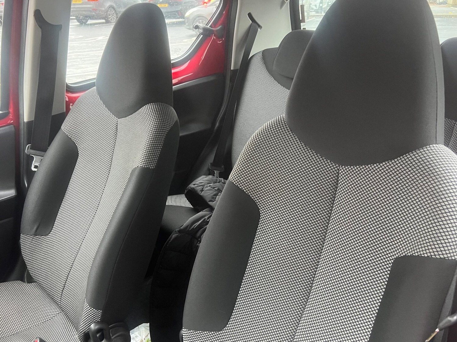 Used Toyota AYGO 2014 for sale - 76561242: Photo 17