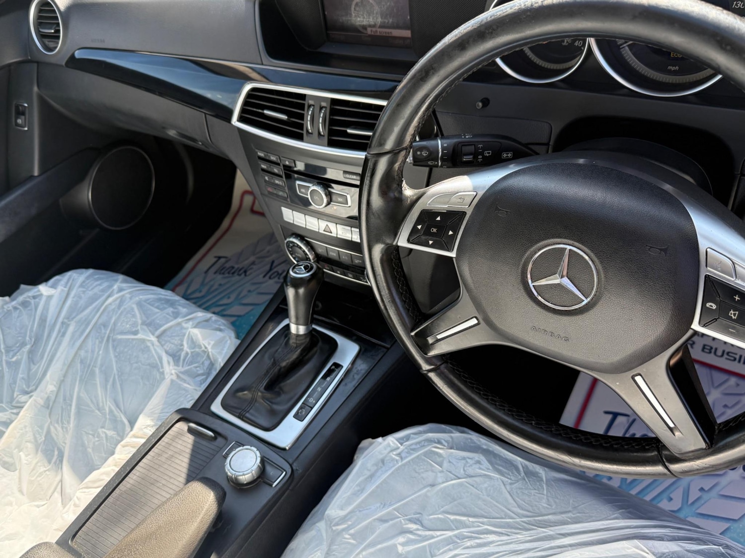 Used Mercedes-Benz C Class 2012 for sale - 76714557: Photo 29