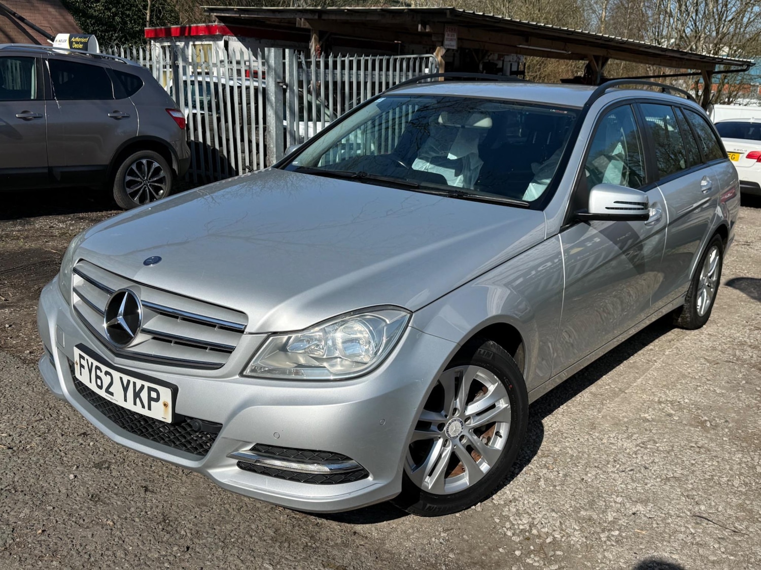 Used Mercedes-Benz C Class 2012 for sale - 76714557: Photo 5