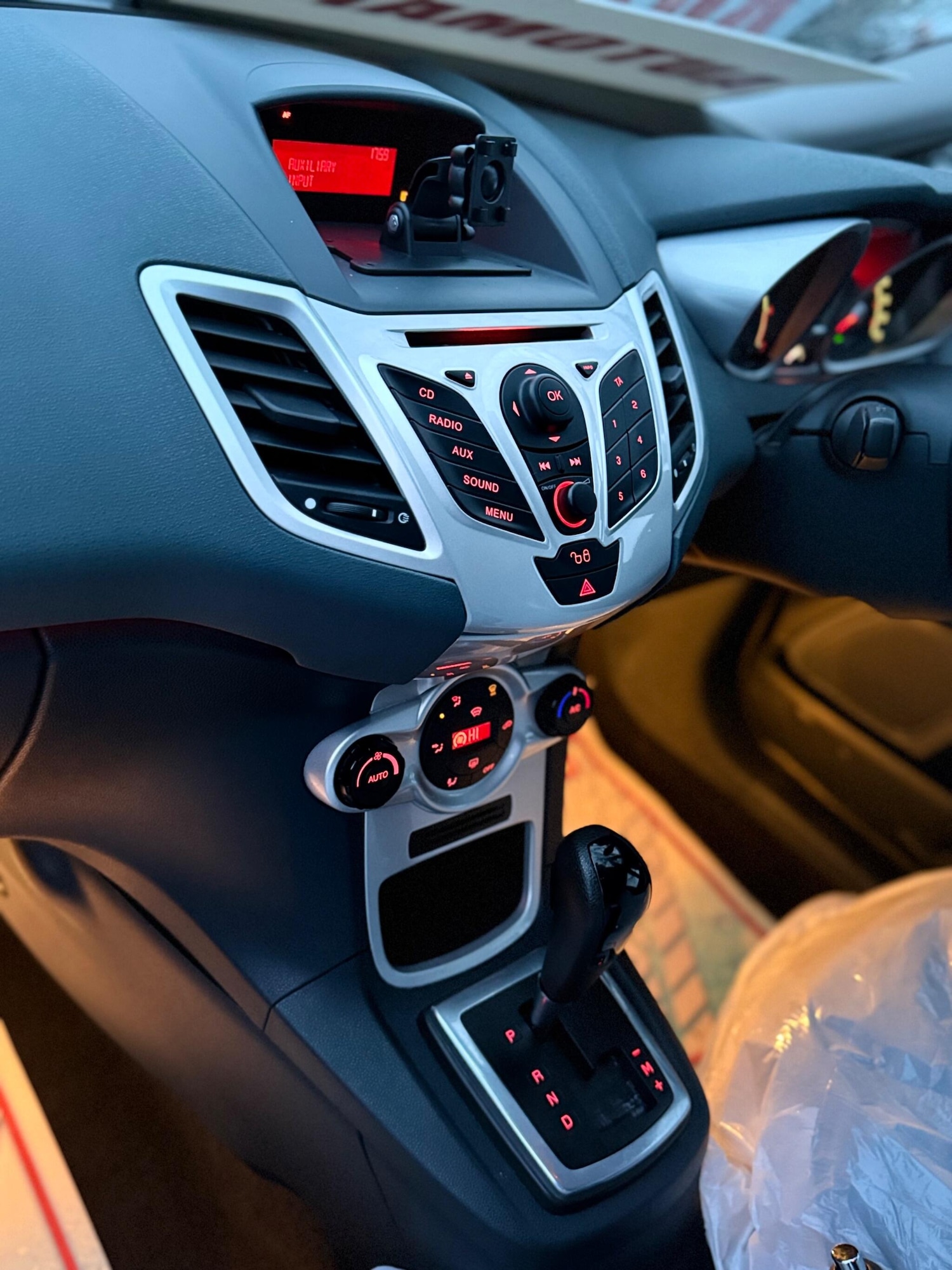 Used Ford Fiesta 2009 for sale - 77387188: Photo 47