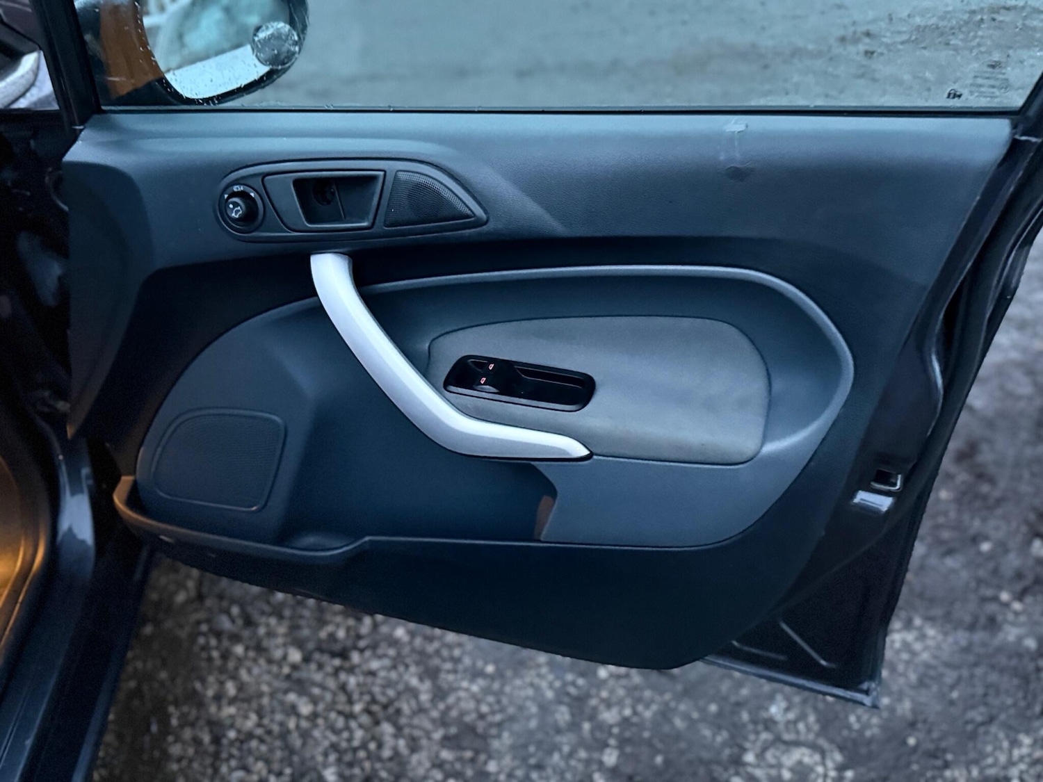 Used Ford Fiesta 2009 for sale - 77387188: Photo 51