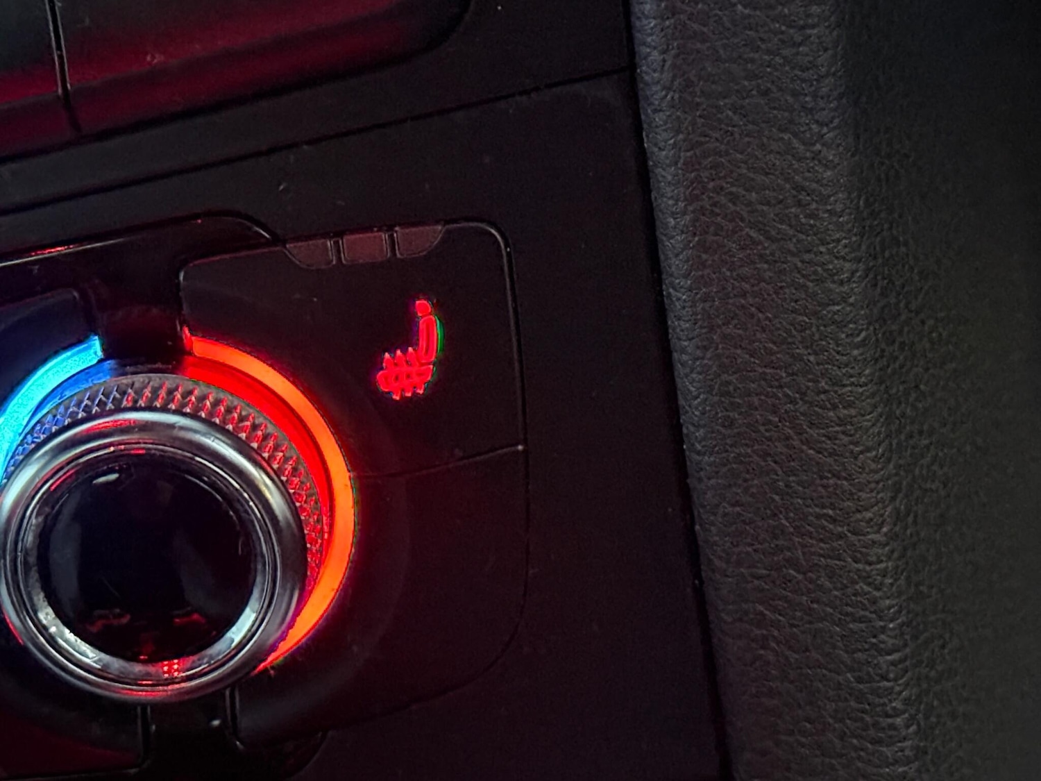 Used Audi A4 for sale - 76728826: Photo 28