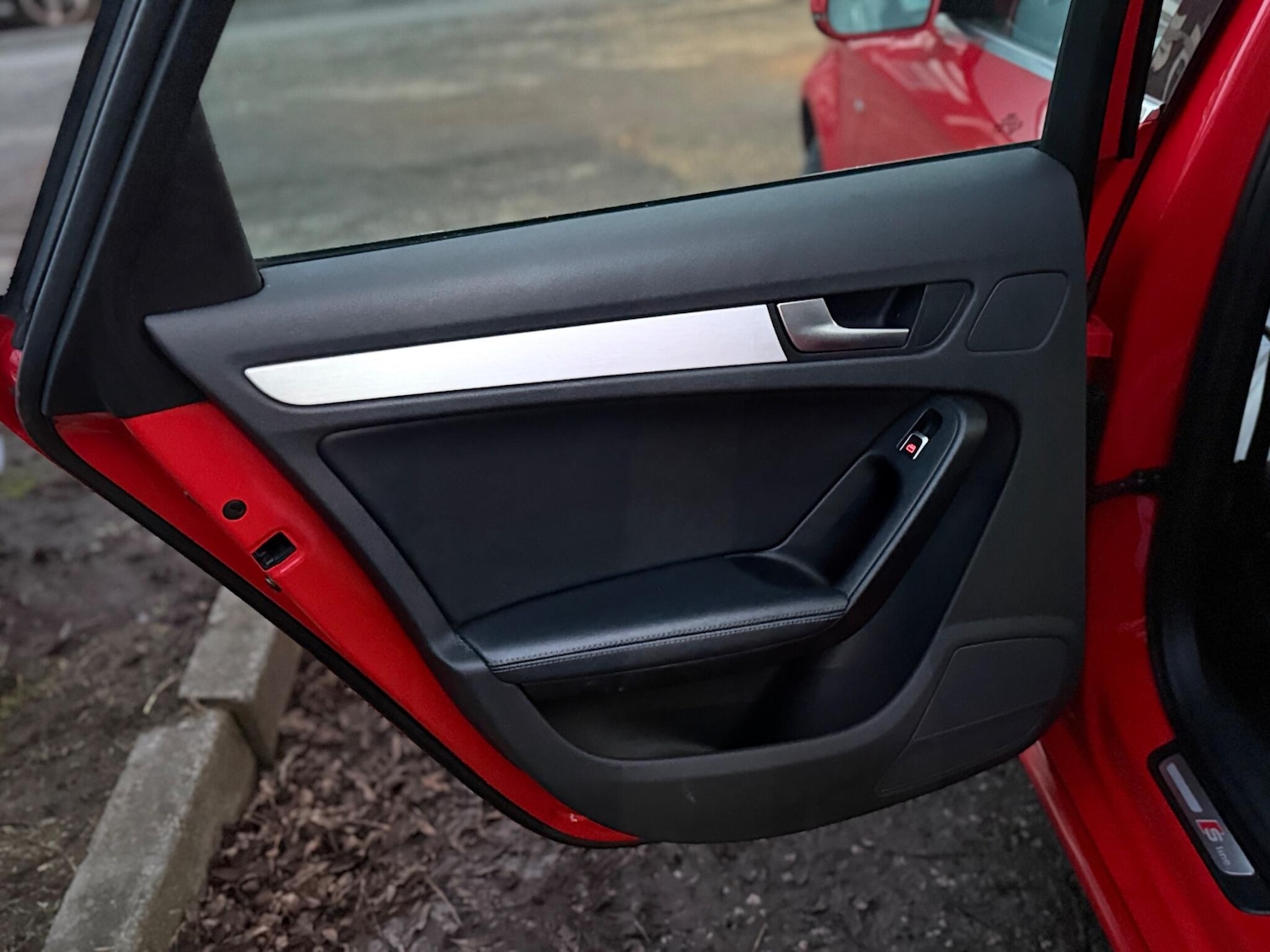 Used Audi A4 for sale - 76728826: Photo 31