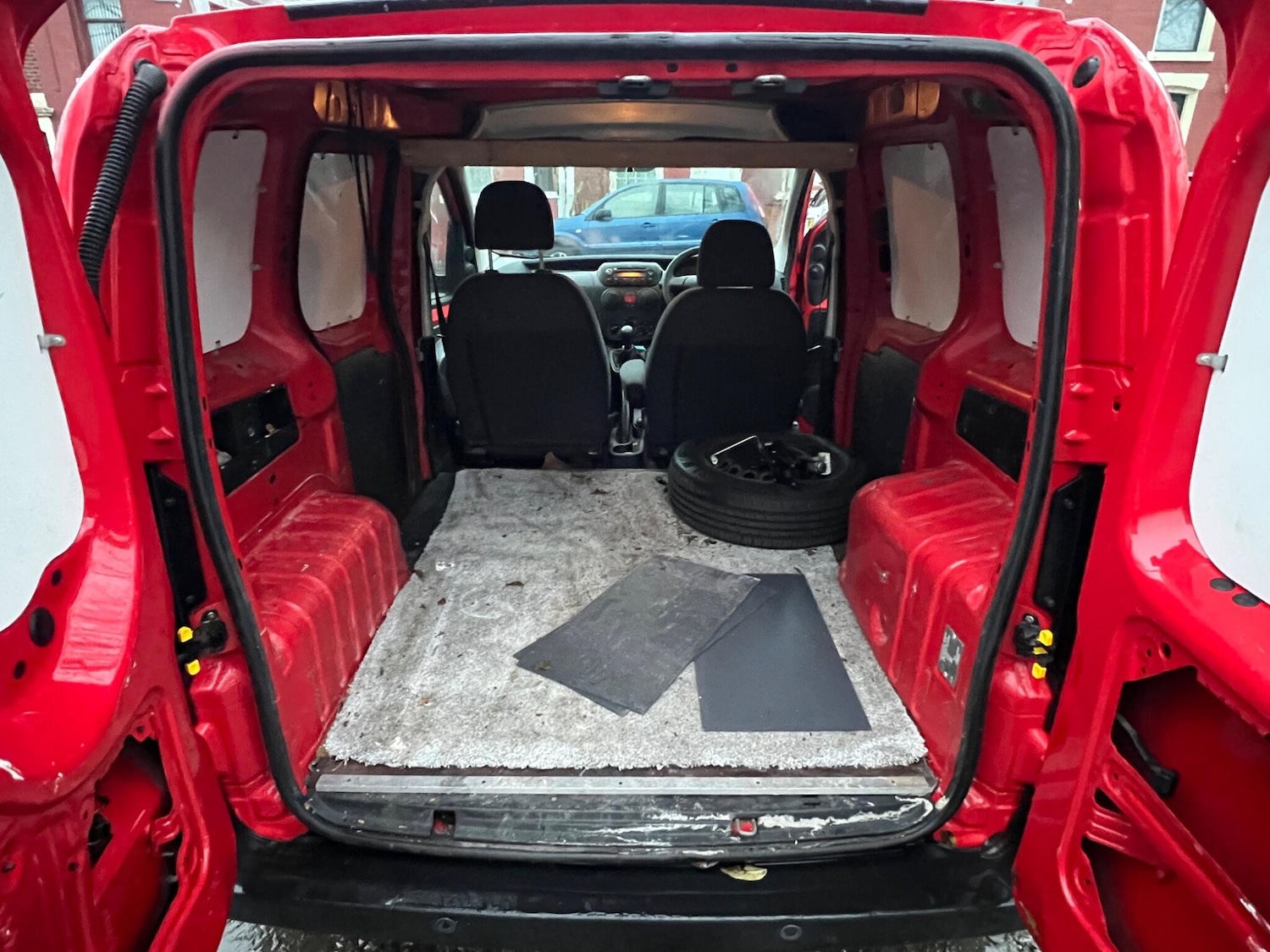 Used Peugeot Bipper 2011 for sale - 76538339: Photo 11