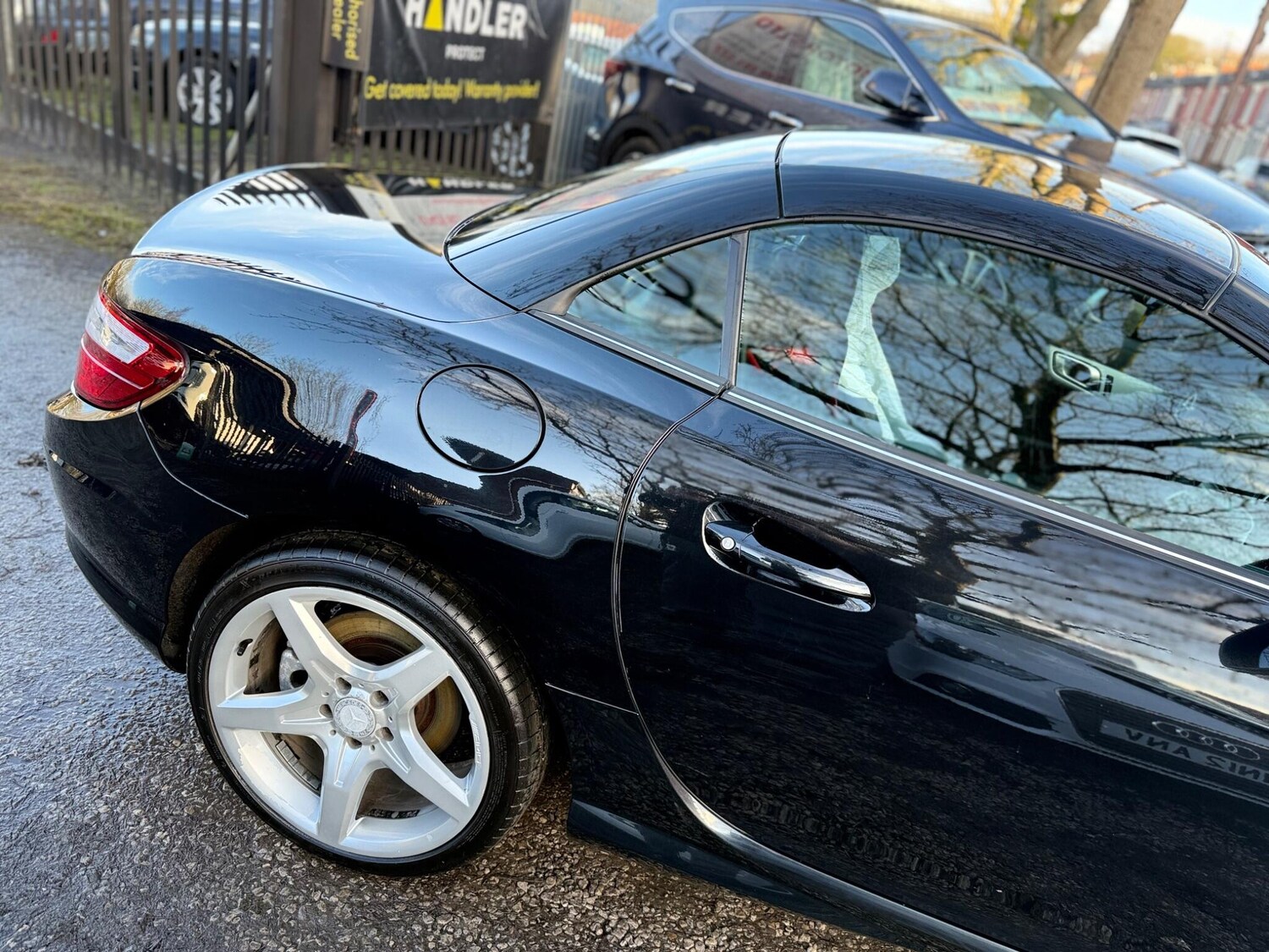 Used Mercedes-Benz SLK 2012 for sale - 77242580: Photo 16