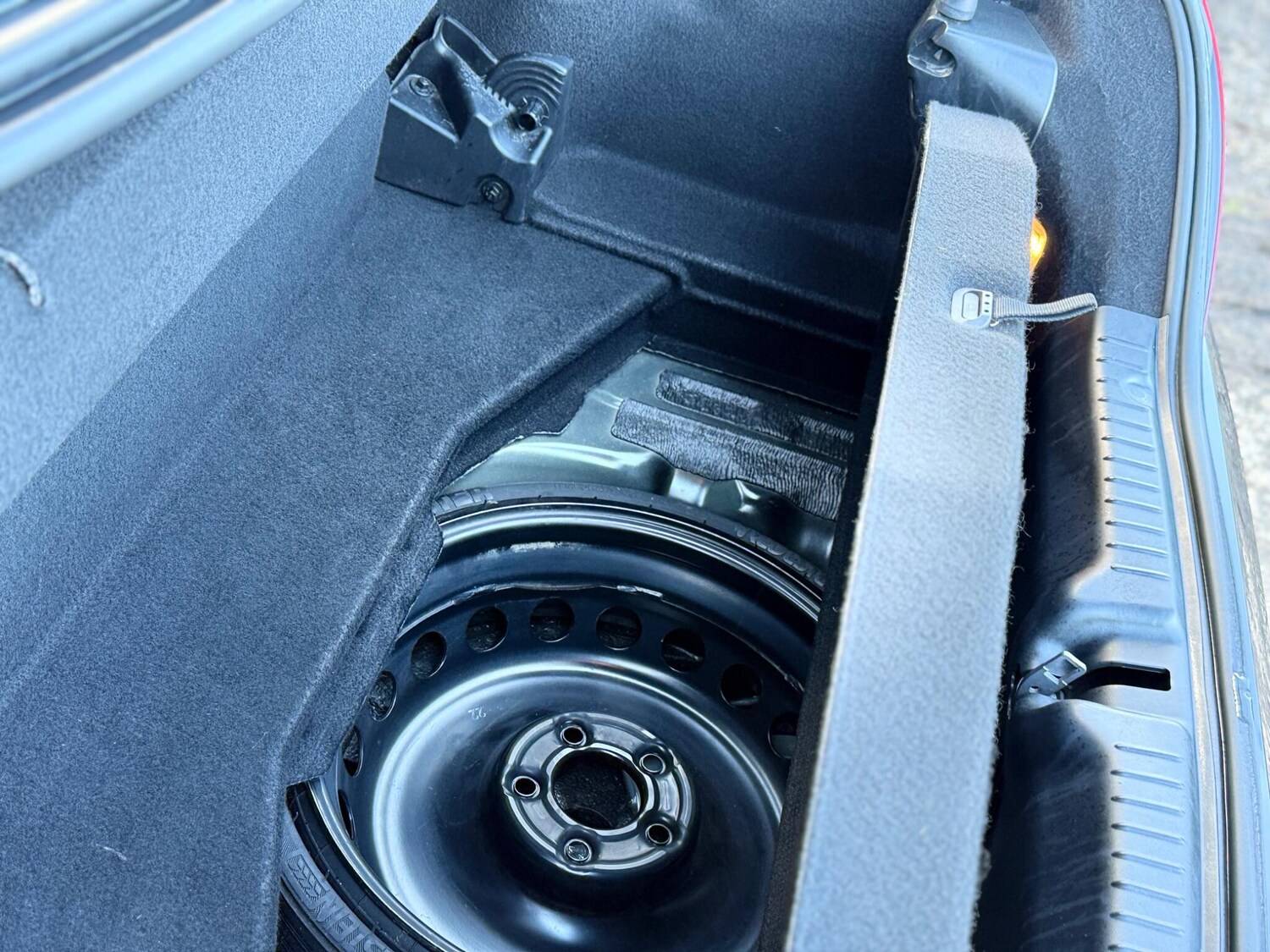 Used Mercedes-Benz SLK 2012 for sale - 77242580: Photo 51