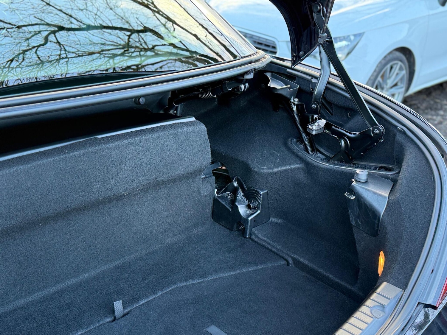 Used Mercedes-Benz SLK 2012 for sale - 77242580: Photo 52