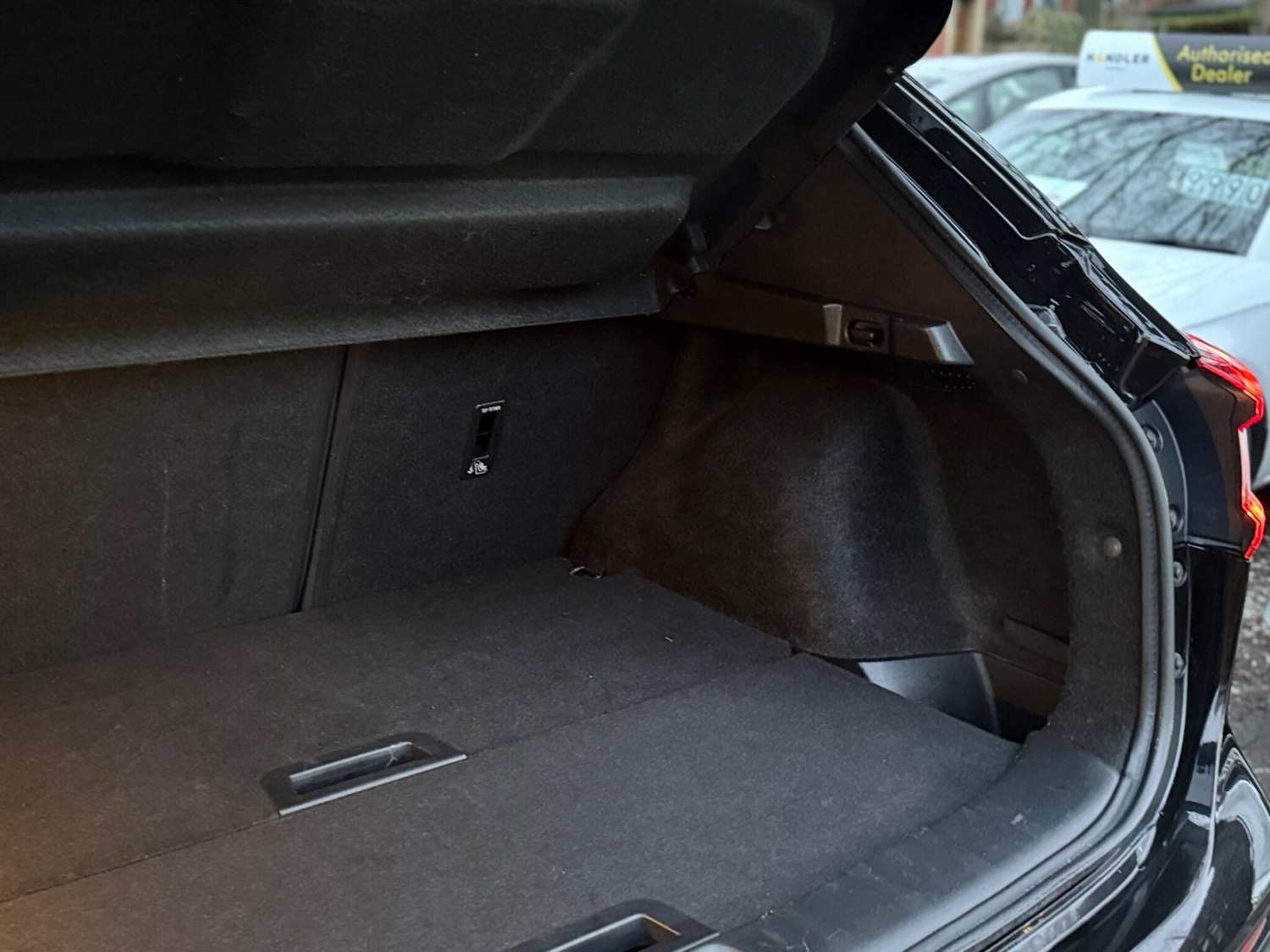 Used Nissan Qashqai for sale - 77550739: Photo 19