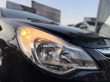 Used Vauxhall Corsa 2012 for sale - 76200444: Photo