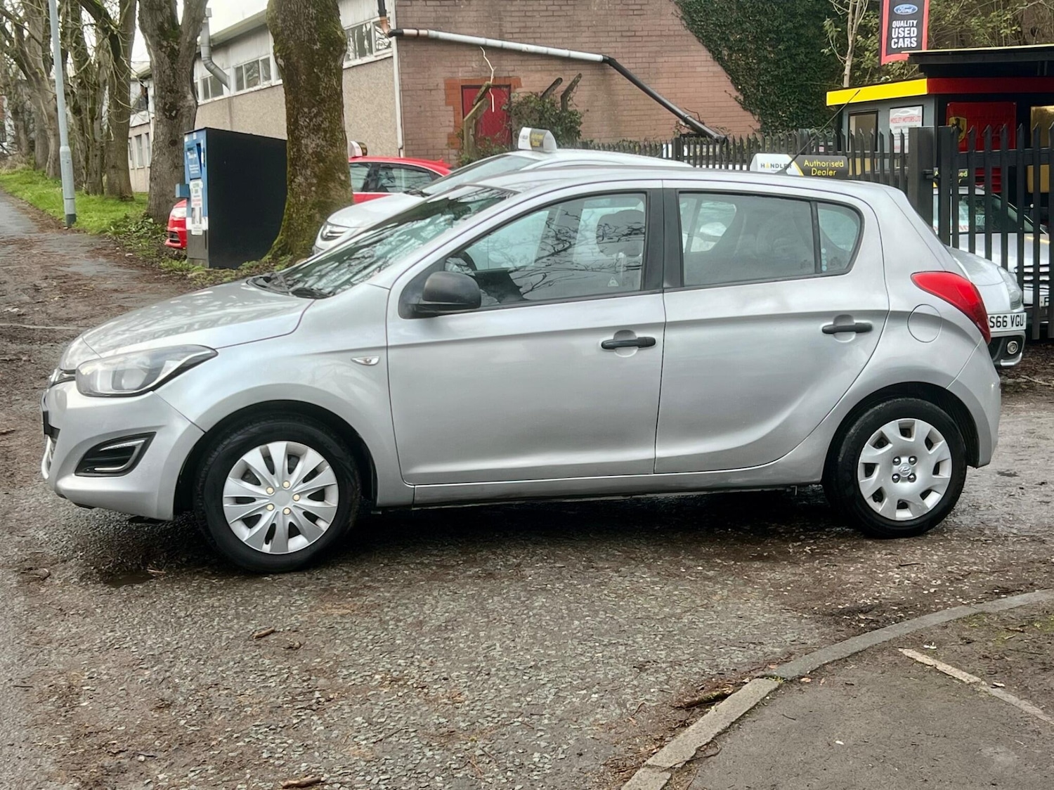 Used Hyundai i20 2012 for sale - 76688996: Photo 13