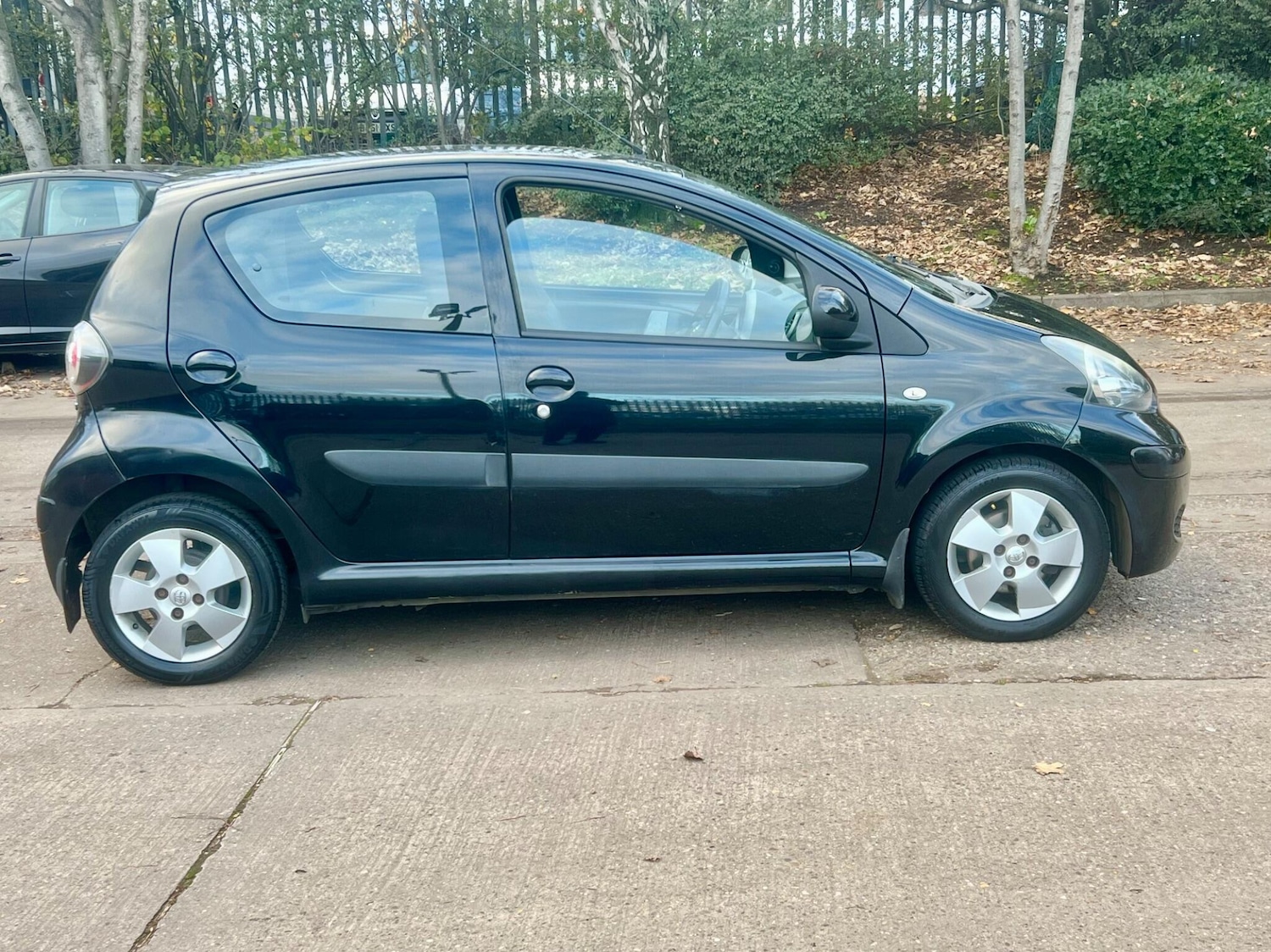 Used Toyota AYGO 2009 for sale - 76619717: Photo 10