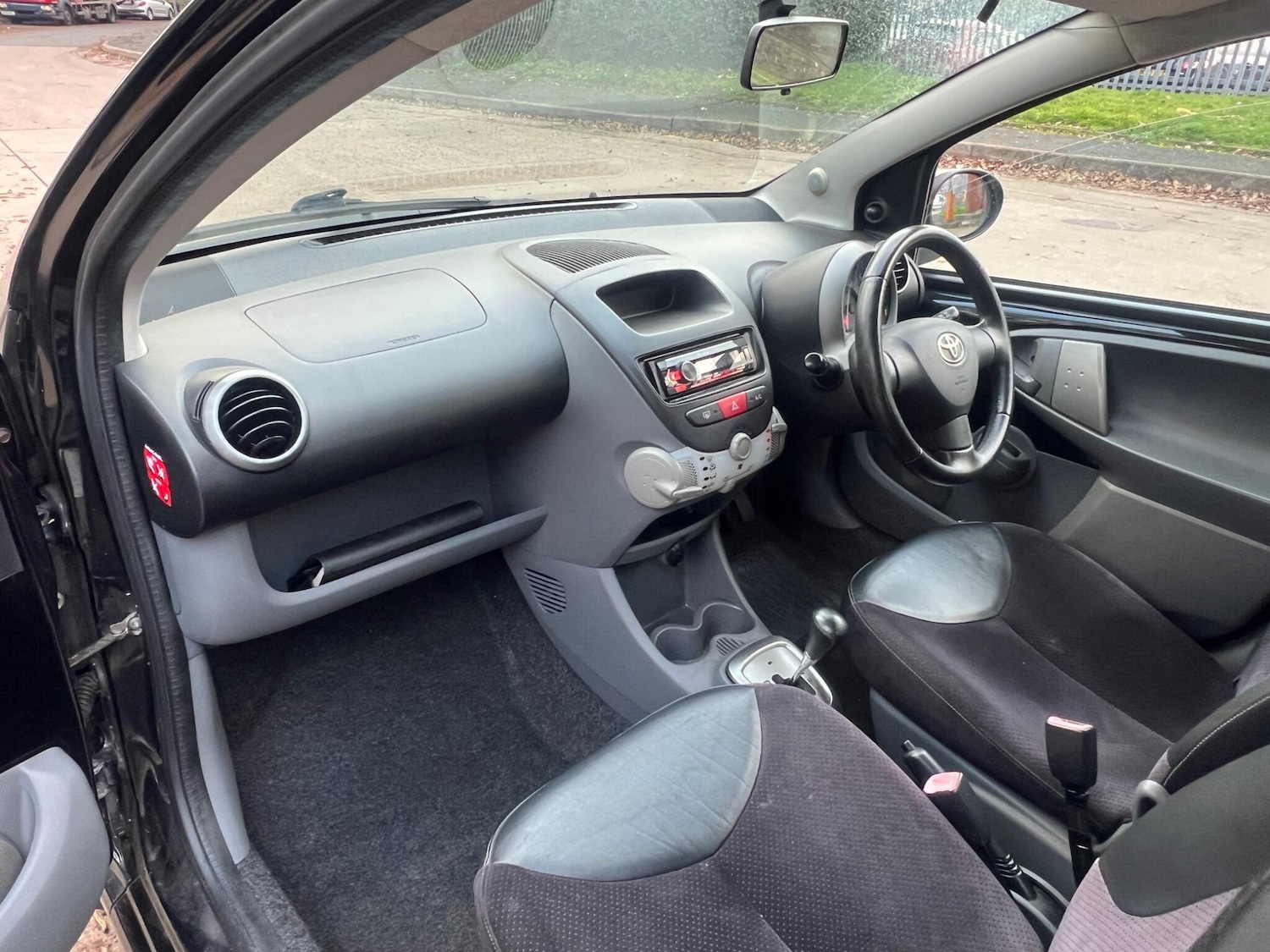 Used Toyota AYGO 2009 for sale - 76619717: Photo 14