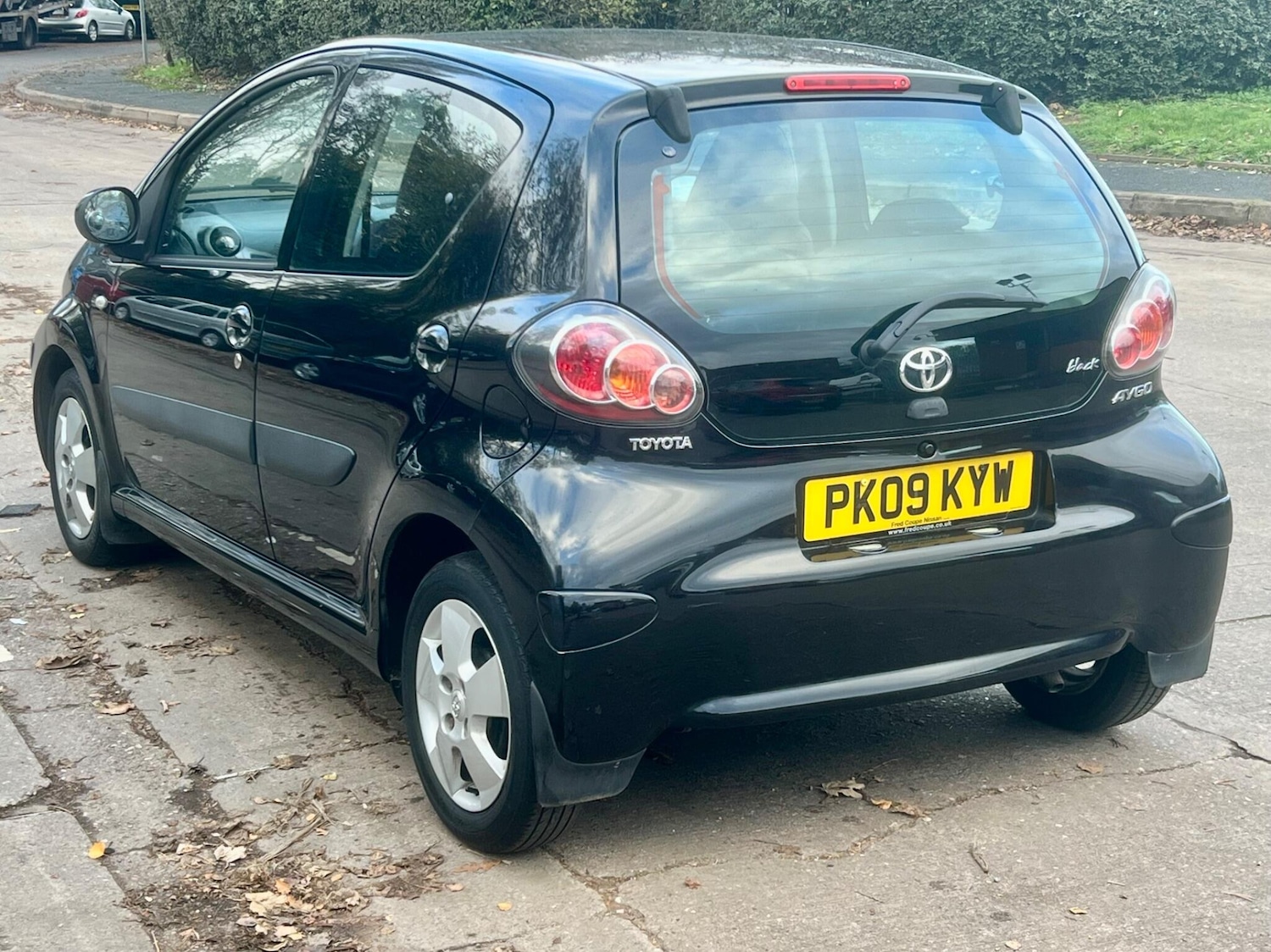 Used Toyota AYGO 2009 for sale - 76619717: Photo 4